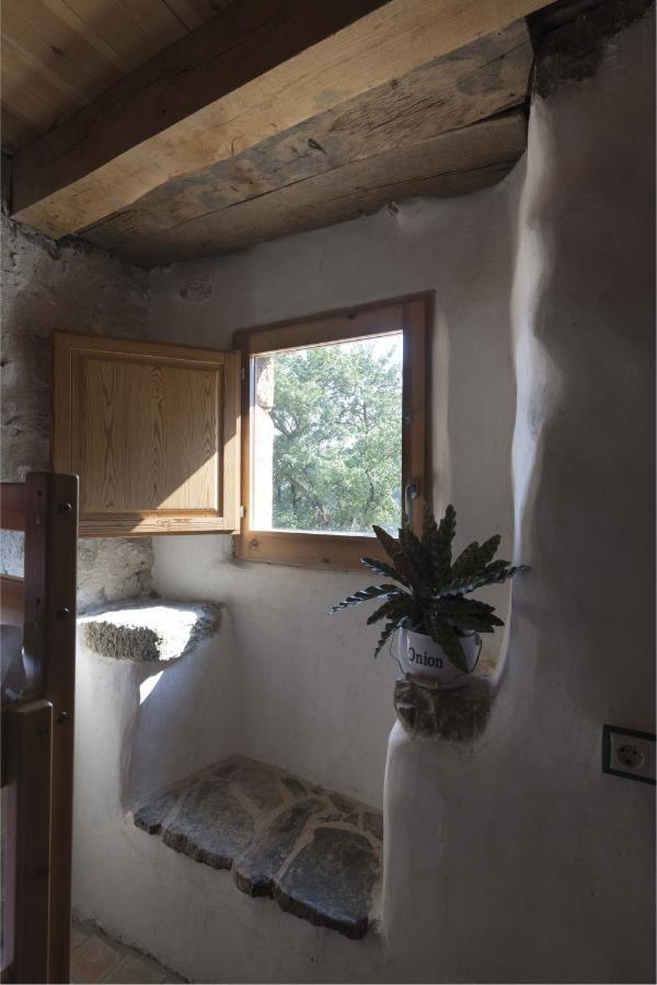 Mas Rural El Negre Pansiyon Ogassa Dış mekan fotoğraf